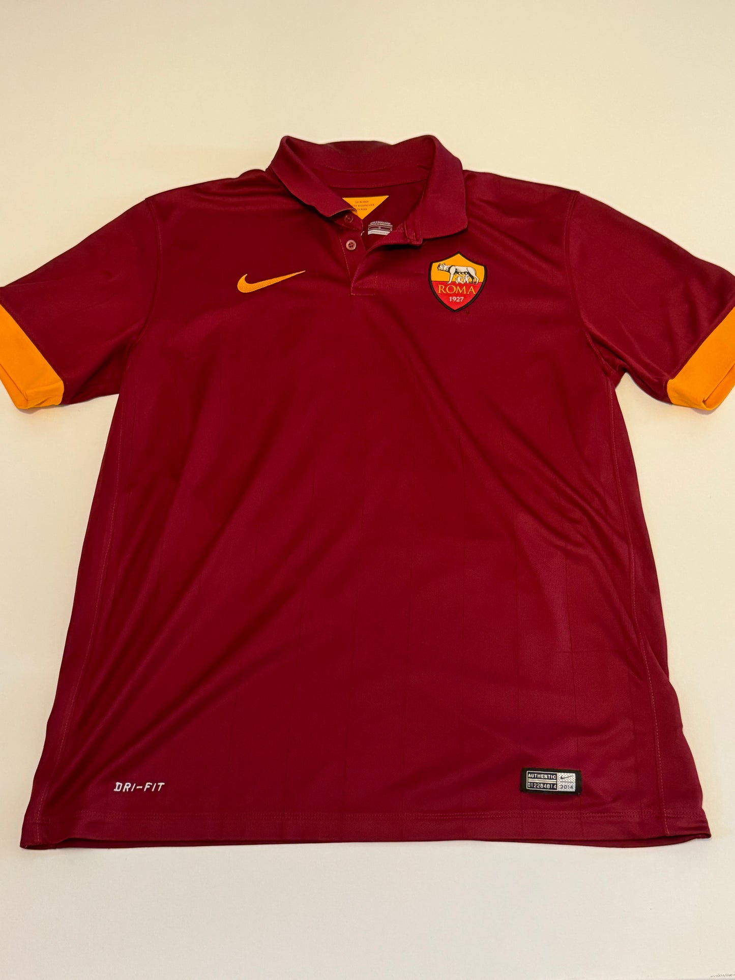 Roma 2014 Home - Large - Totti