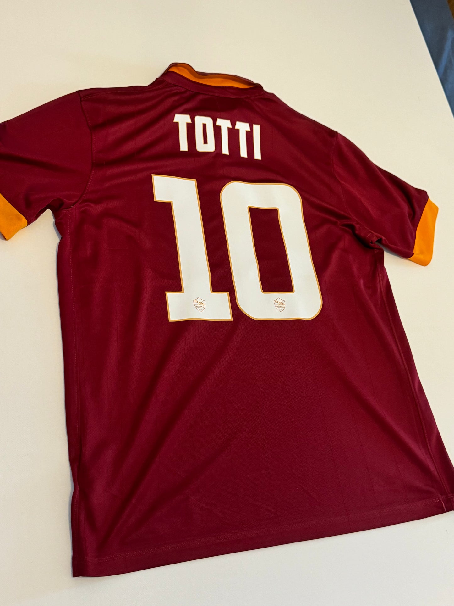 Roma 2014 Home - Large - Totti