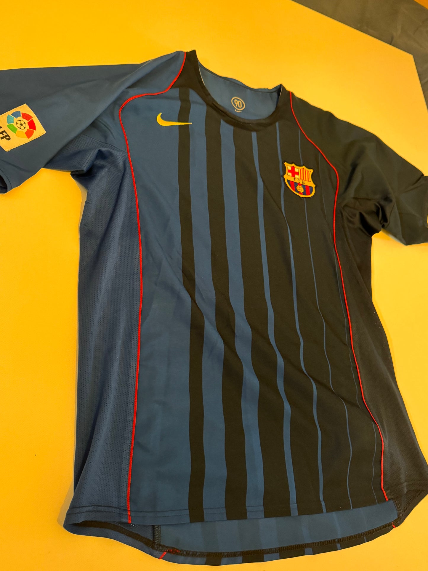 Barcelona 04/05 Away - L - Messi